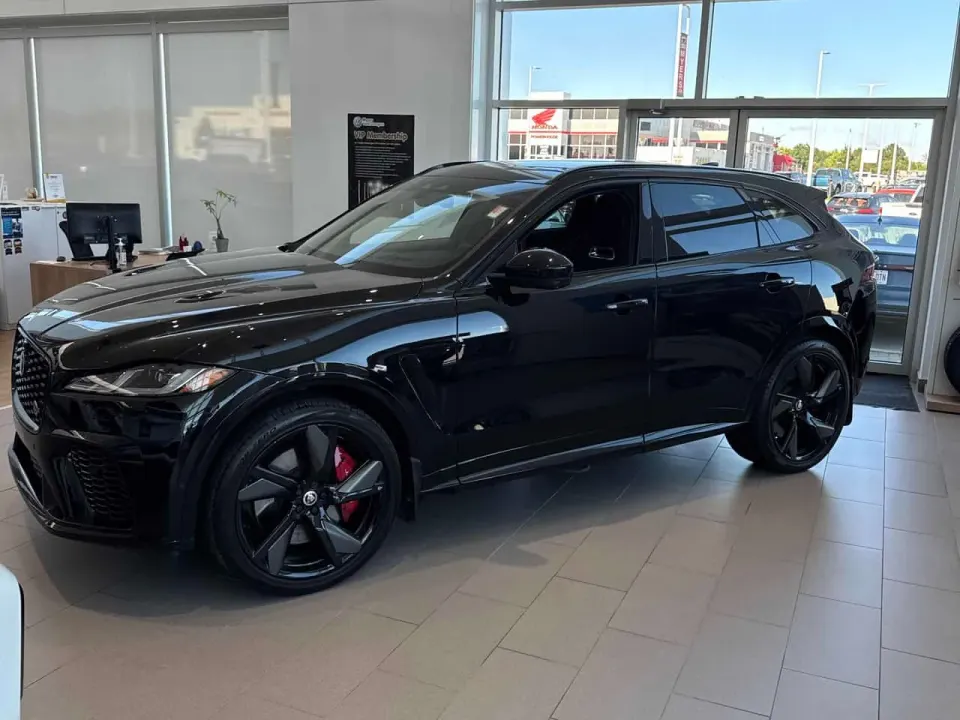 Jaguar F-PACE P575 SVR 575 Edition 2025