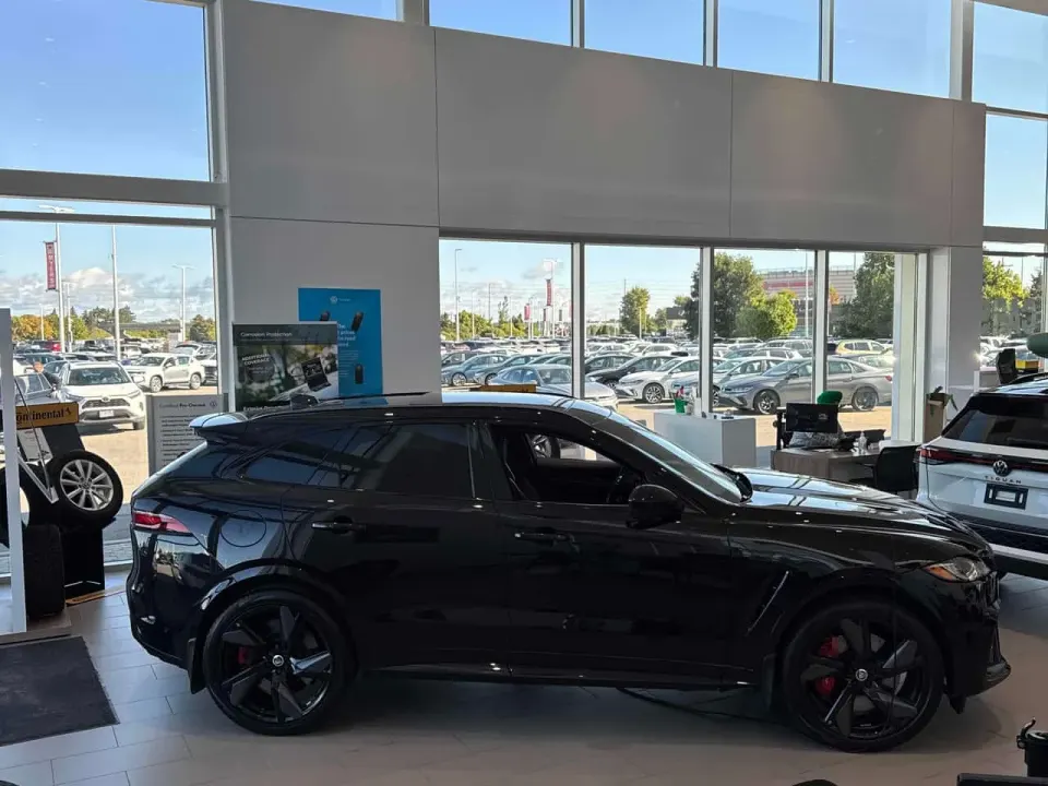 Jaguar F-PACE P575 SVR 575 Edition 2025