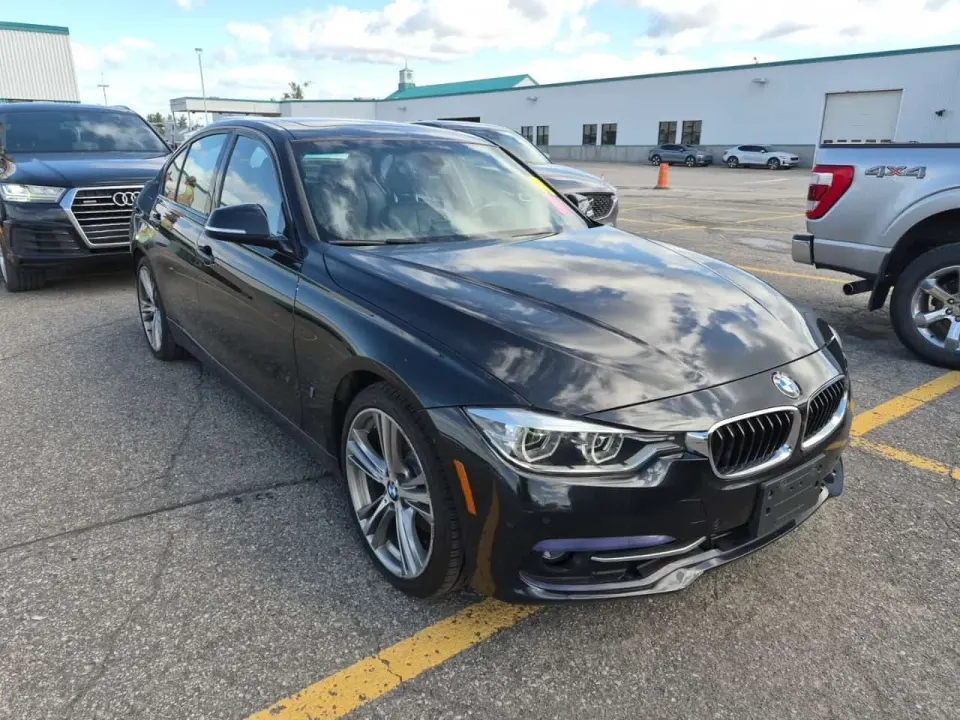 BMW 330E 2017