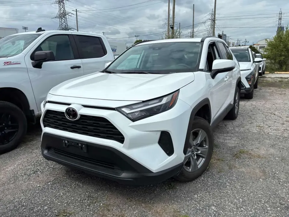 Toyota Rav4 XLE 2025