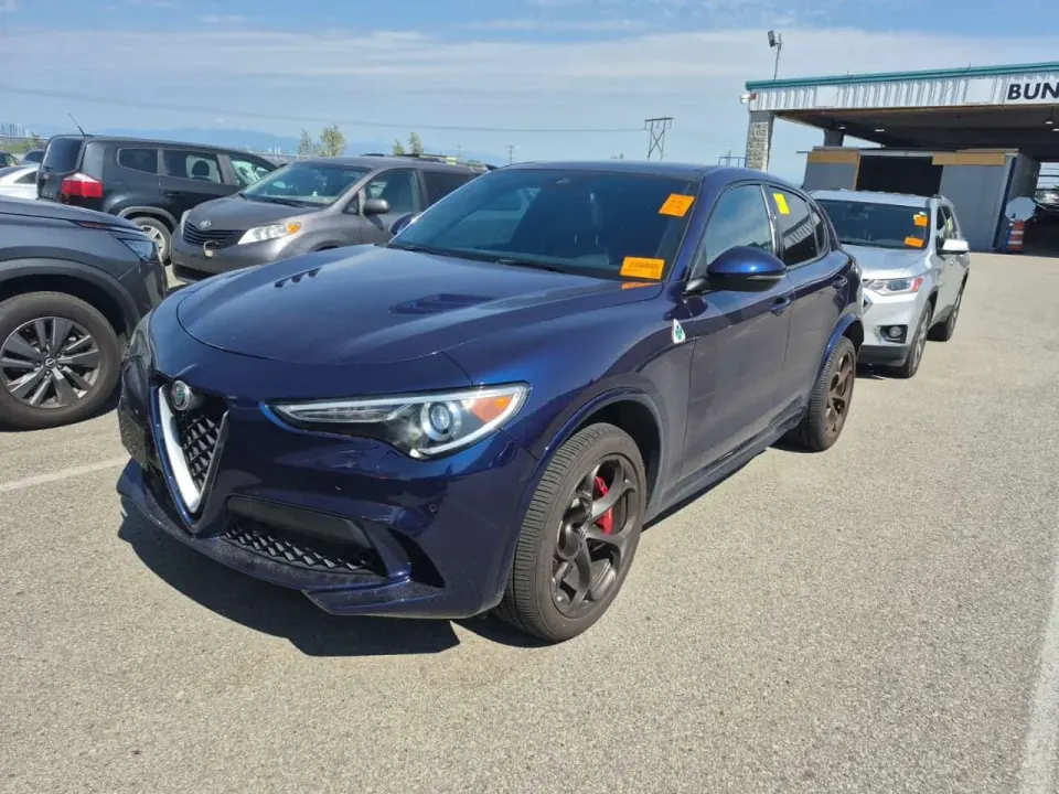 Alfa Romeo Stelvio QUADRIFOGLIO 2021