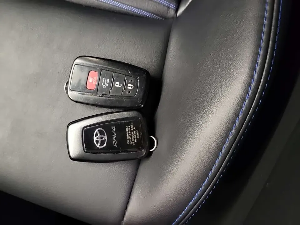 Toyota Rav4 HYBRID XSE 2023