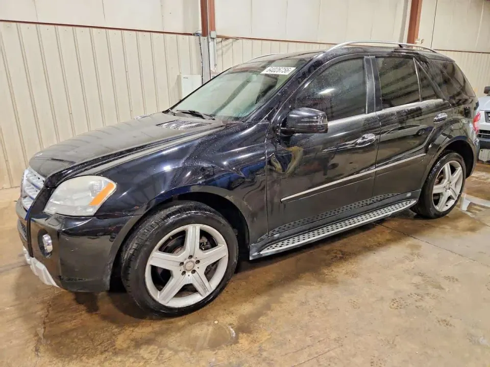 Mercedes-Benz ML 550 ML550 4-MATIC 2011