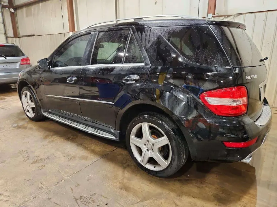 Mercedes-Benz ML 550 ML550 4-MATIC 2011
