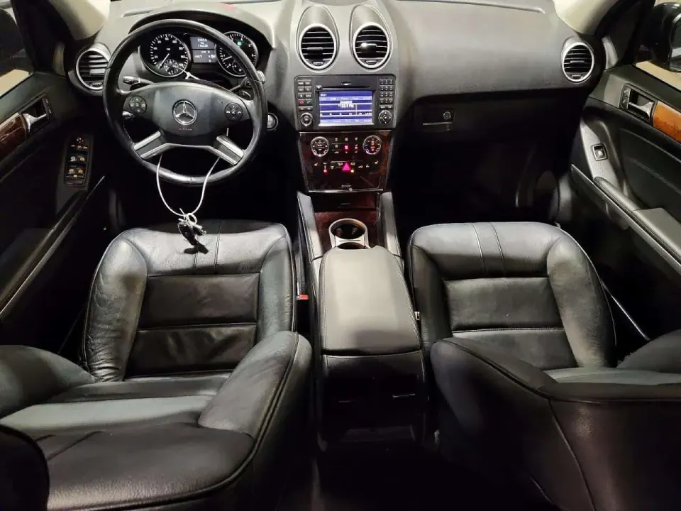 Mercedes-Benz ML 550 ML550 4-MATIC 2011