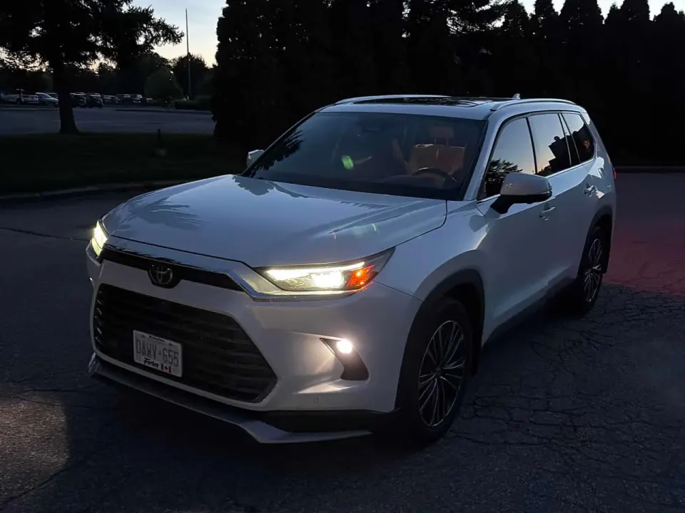 Toyota Highlander Hybrid Platinum 2024