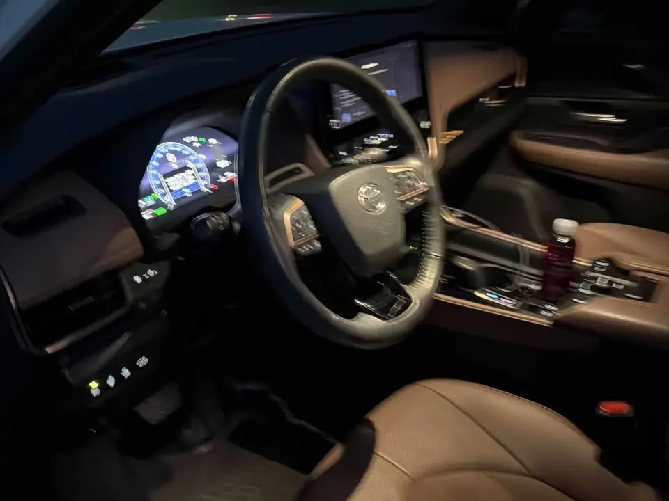 Toyota Highlander Hybrid Platinum 2024