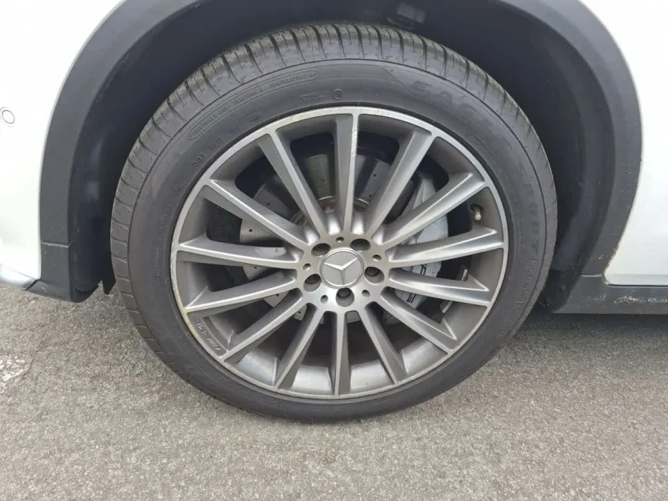 Mercedes-Benz AMG GLC 43 2017