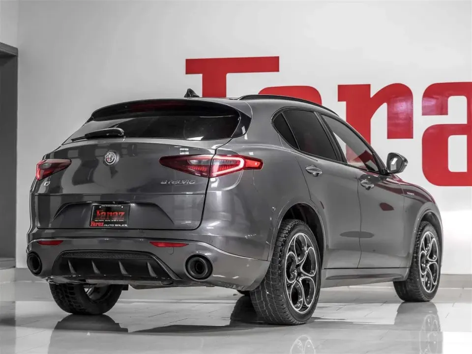 Alfa Romeo Stelvio Veloce|Accident Free|One Owner|Adaptive Cruise Con 2022