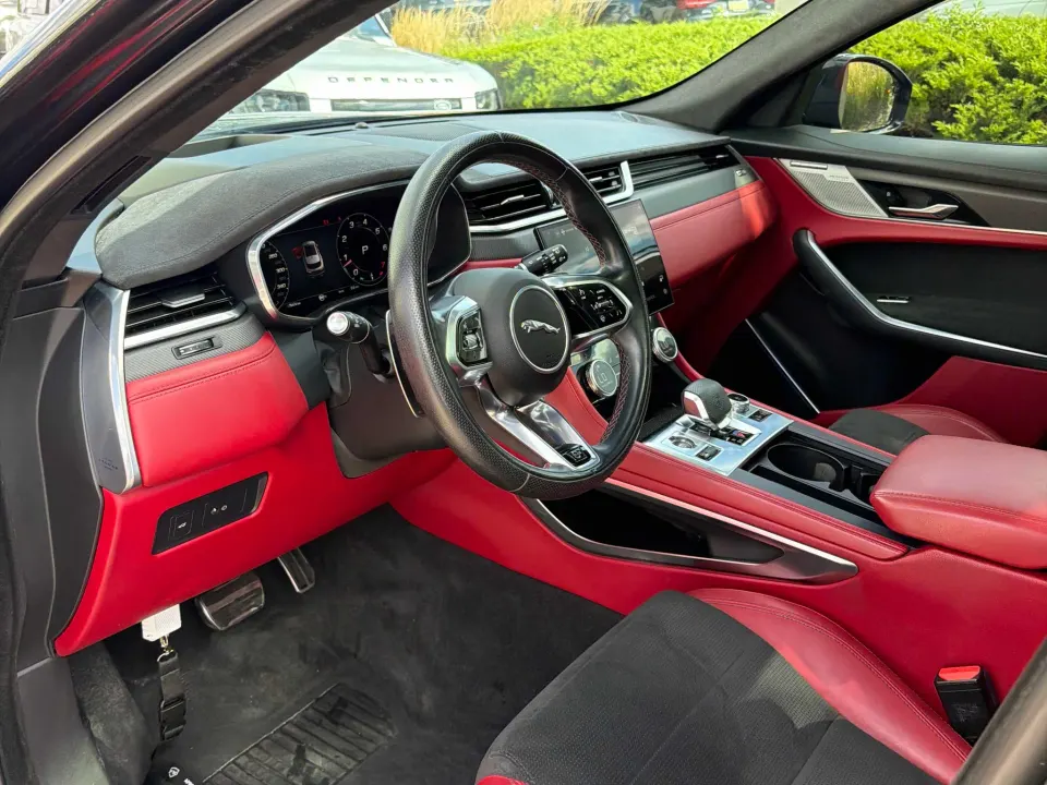 Jaguar F-PACE SVR 2023
