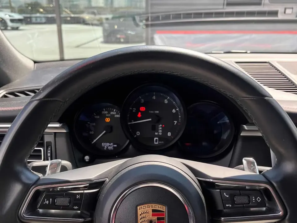 Porsche Macan AWD 2023
