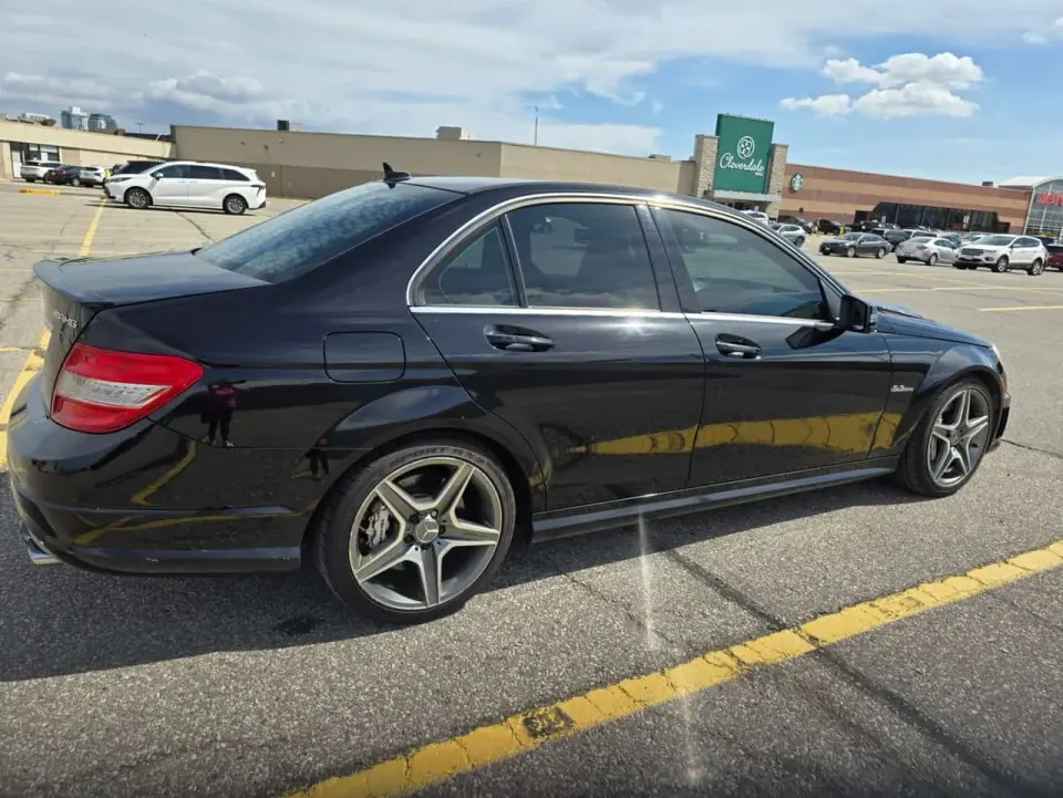 Mercedes-Benz AMG GT C 4dr Sdn C 63 RWD AMG 2010
