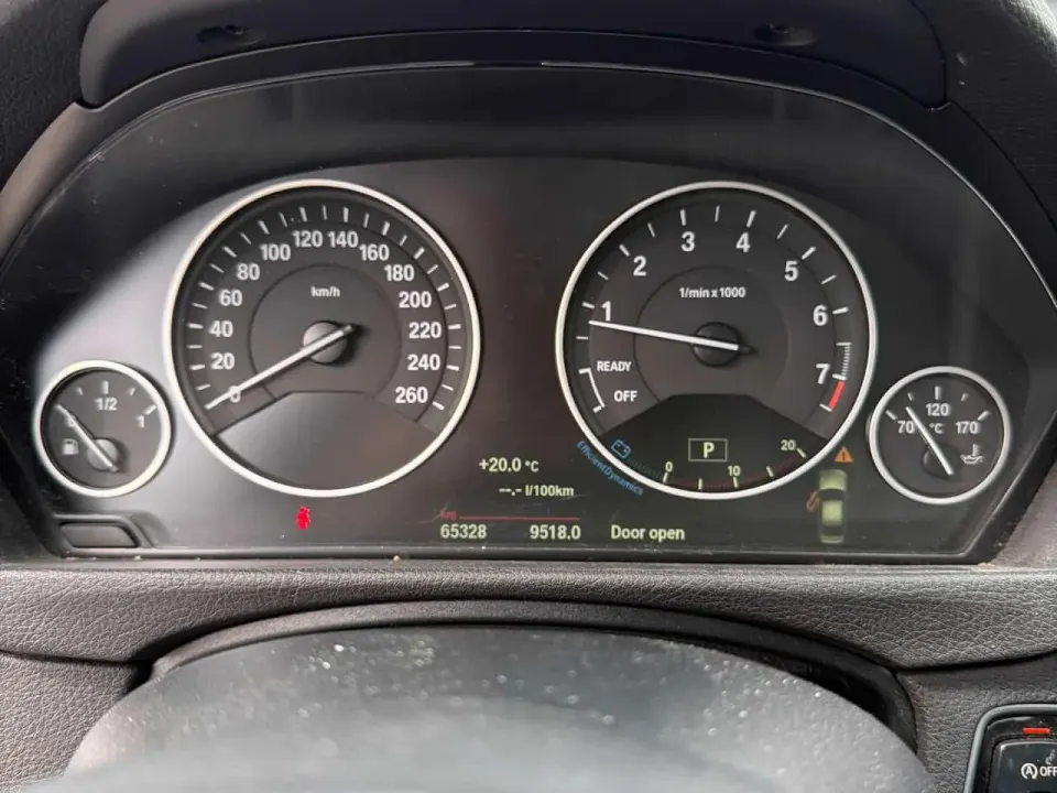 BMW 328i xDrive 2015