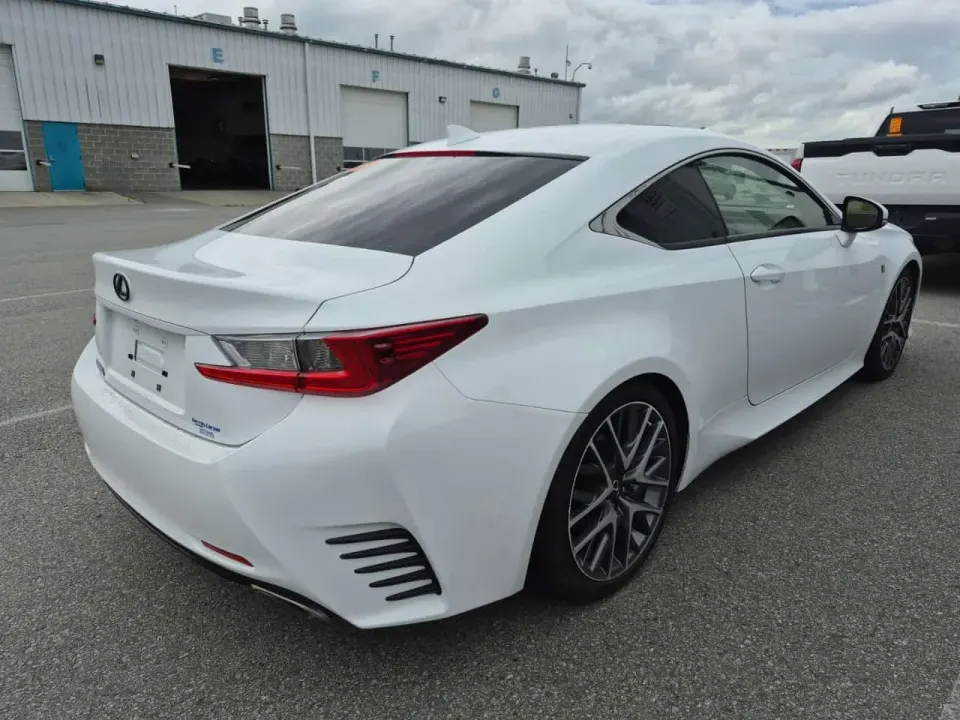 Lexus RC 300h 2DR CPE 2017