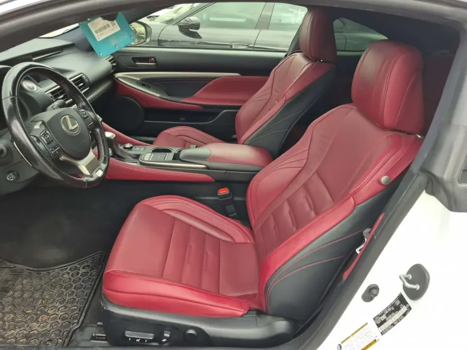 Lexus RC 300h 2DR CPE 2017