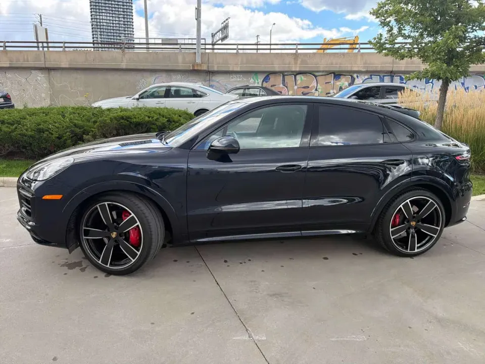 Porsche Cayenne GTS 2022