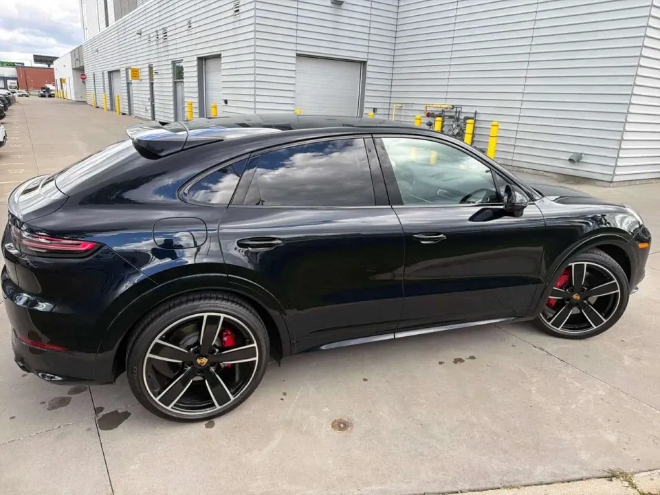 Porsche Cayenne GTS 2022