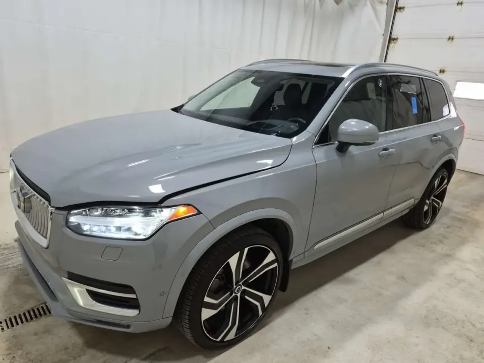 Volvo Xc90 ULTIMATE BRIGHT THEME 2024