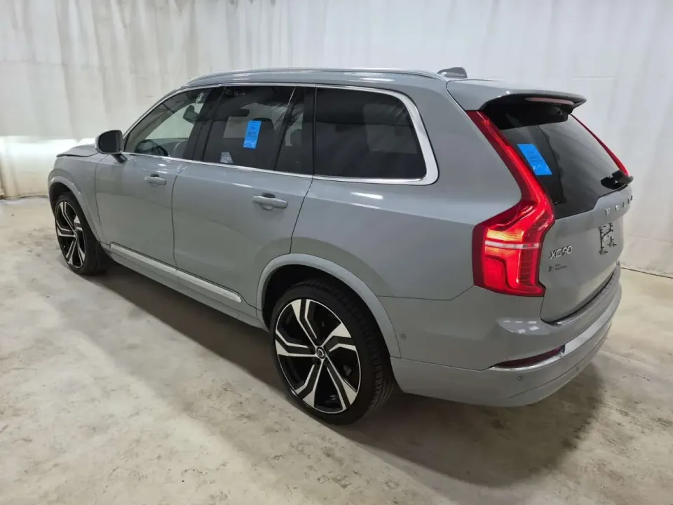 Volvo Xc90 ULTIMATE BRIGHT THEME 2024
