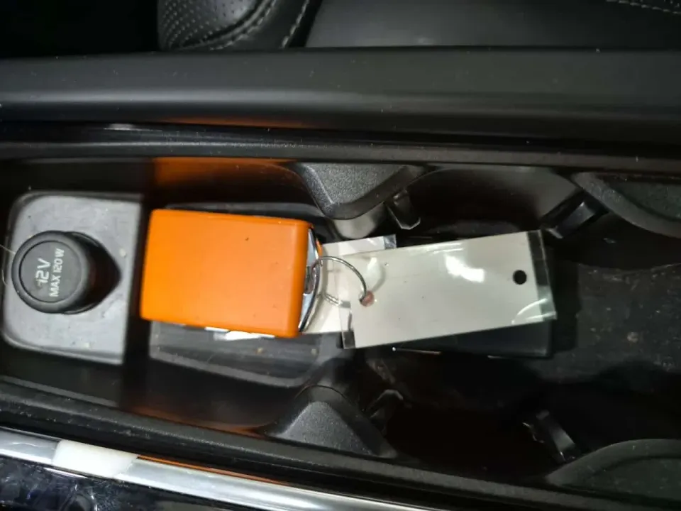 Volvo Xc90 ULTIMATE BRIGHT THEME 2024