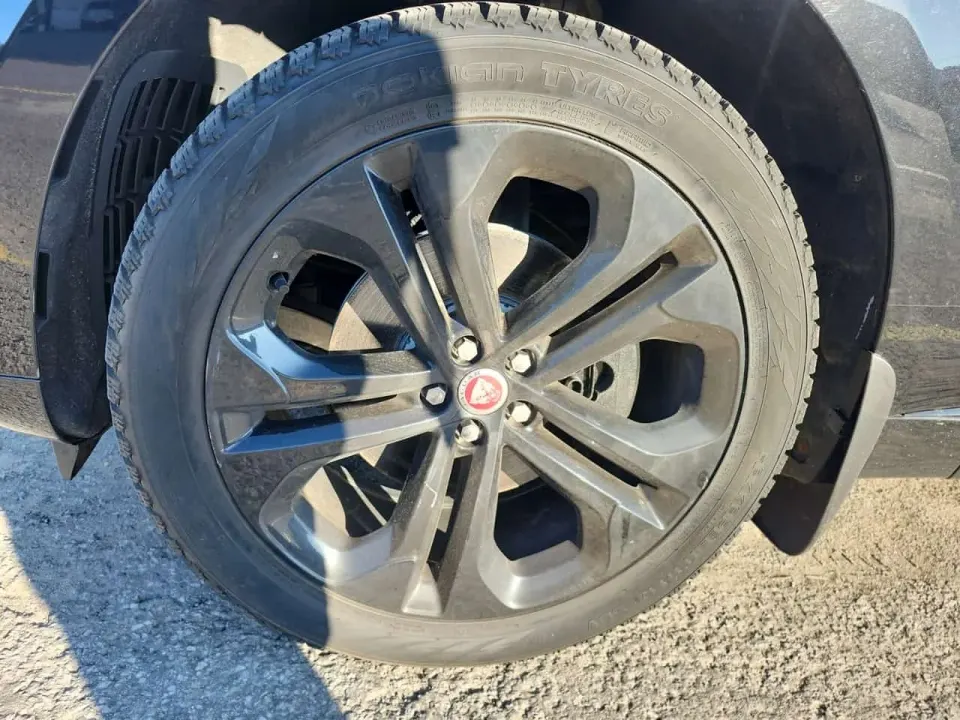Jaguar F-PACE R-DYNAMIC S 2023