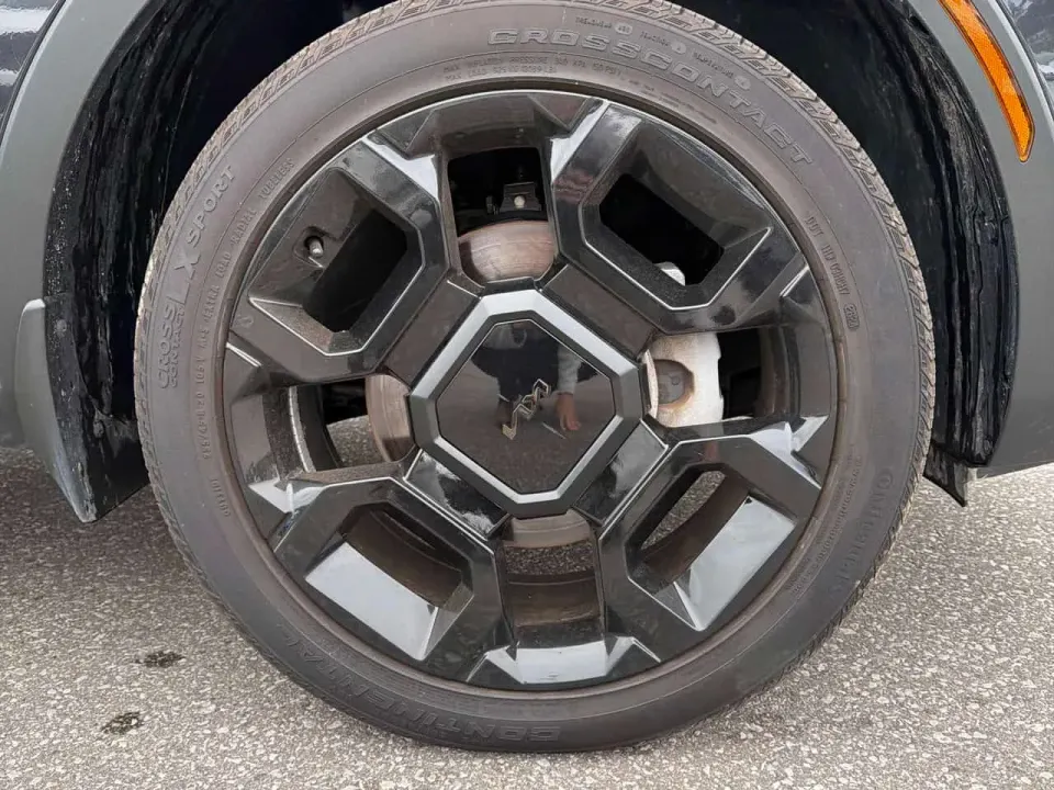 Kia Sorento X-Line Limited AWD w/Black Interior 2025