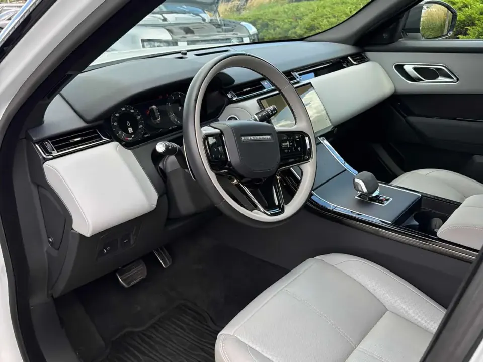 Land Rover Range Rover Velar Dynamic SE 2024