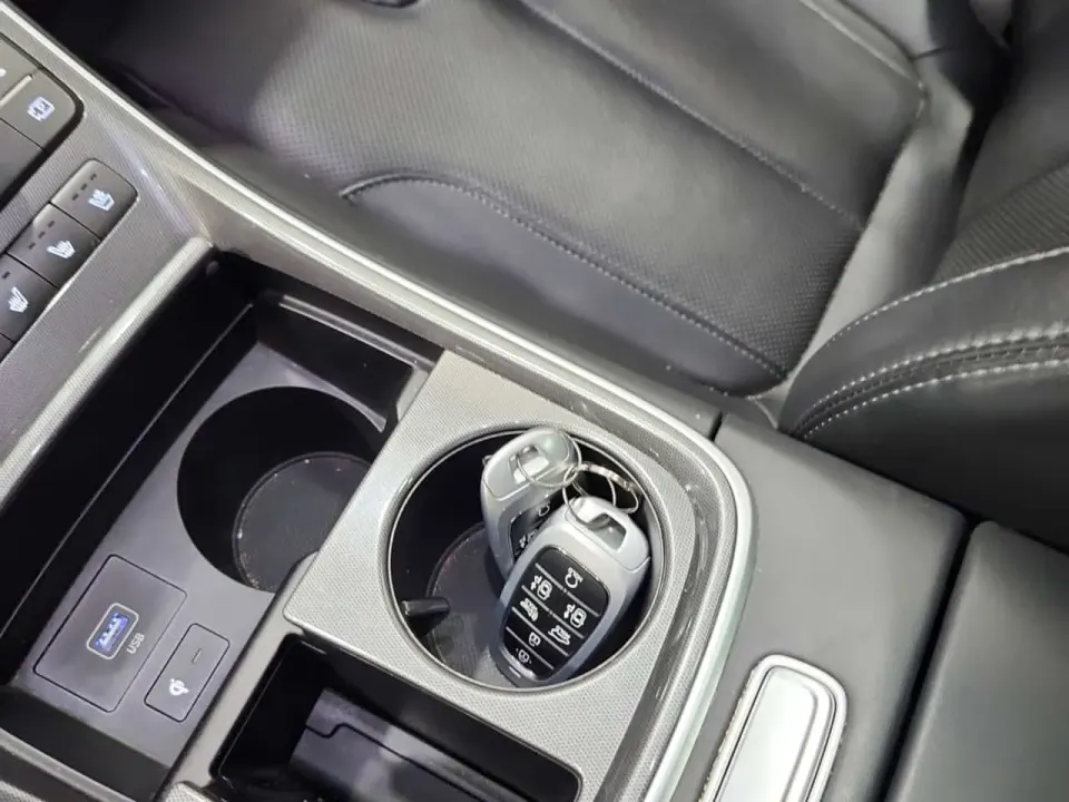 Hyundai Santa fe ULTIMATE CALLIGRAPHY 2022