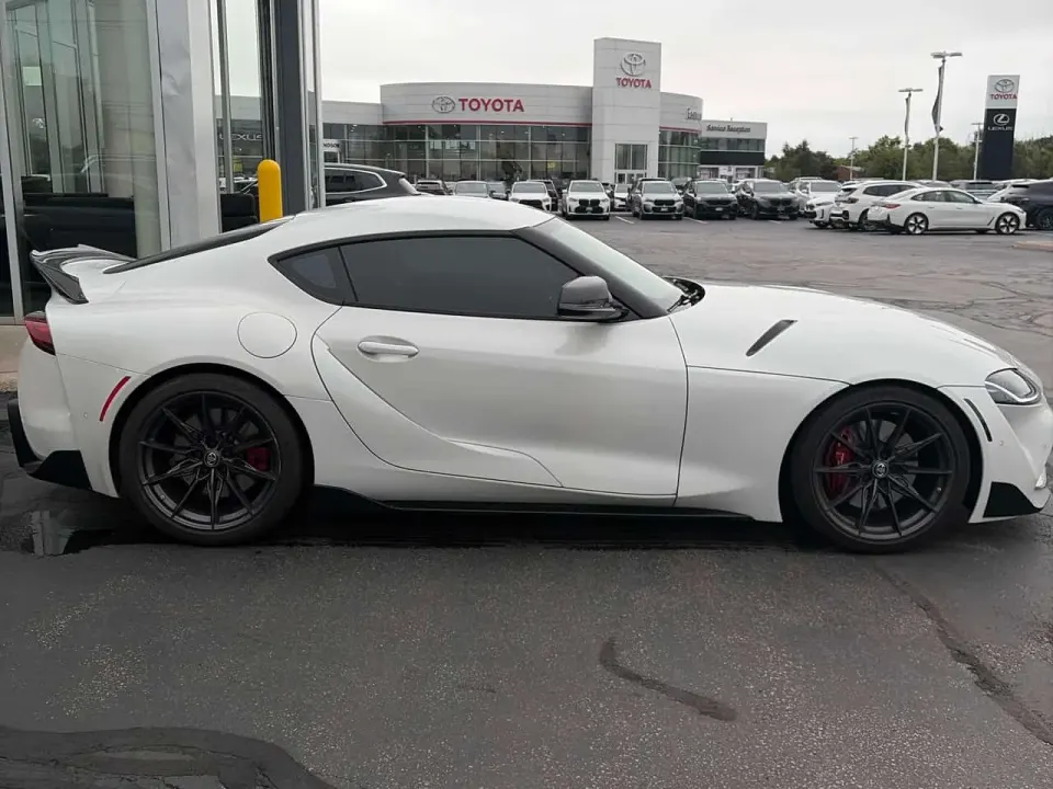 Toyota Supra Coupe 2025