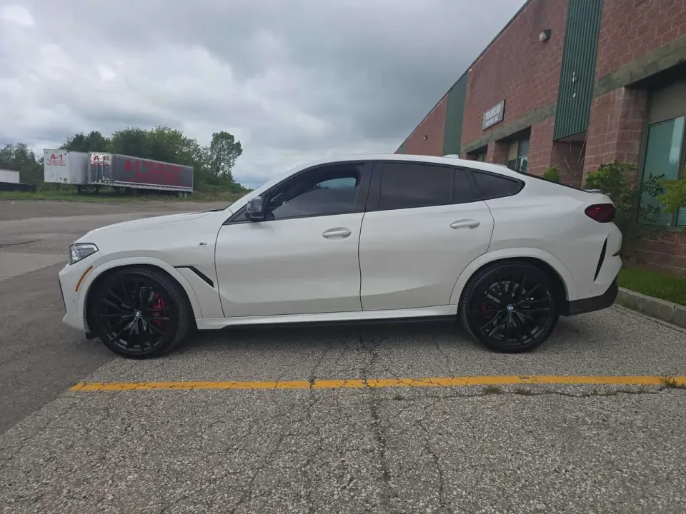 BMW X6 M50i 2021