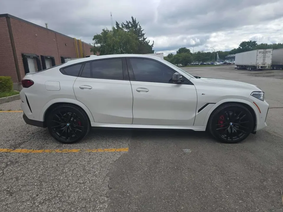 BMW X6 M50i 2021