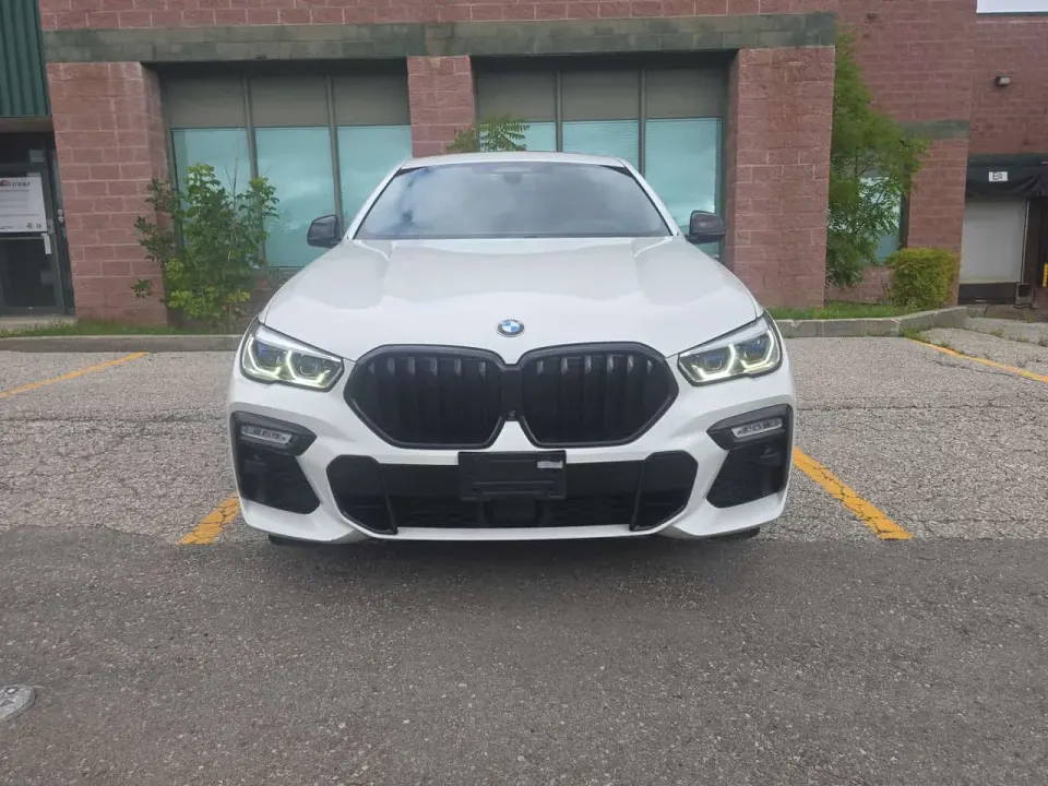 BMW X6 M50i 2021