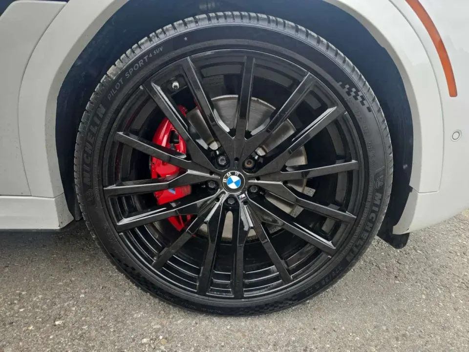 BMW X6 M50i 2021