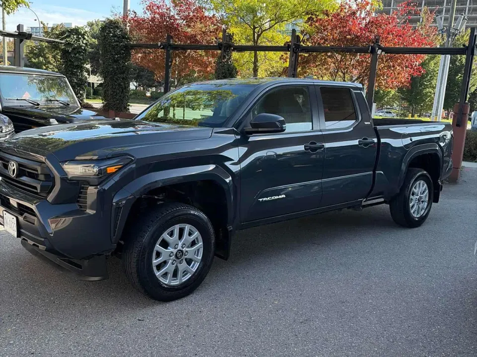 Toyota Tacoma 4x4 Double Cab Auto 2025