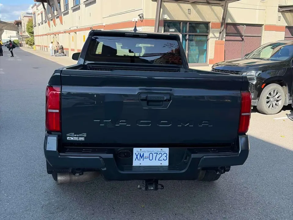 Toyota Tacoma 4x4 Double Cab Auto 2025