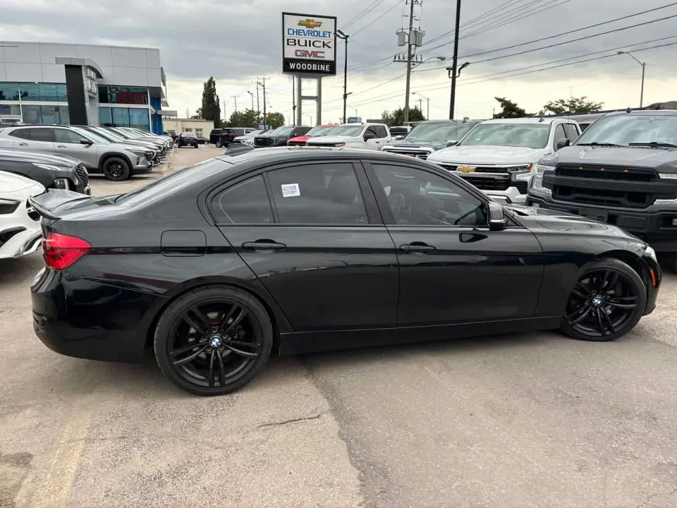BMW 330i xDrive 2017