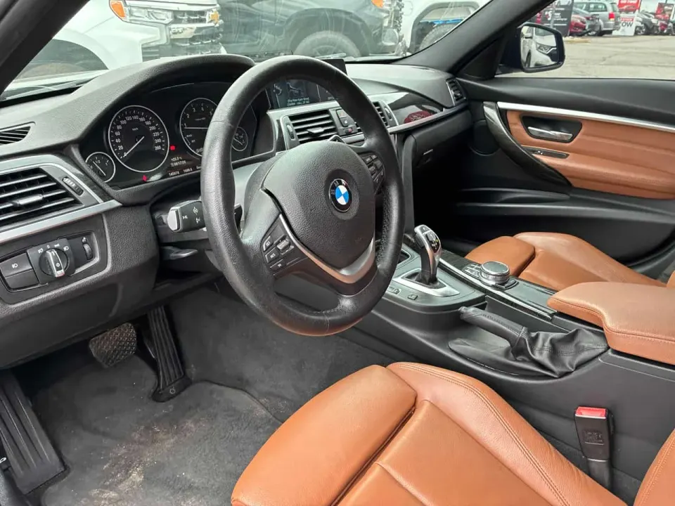 BMW 330i xDrive 2017