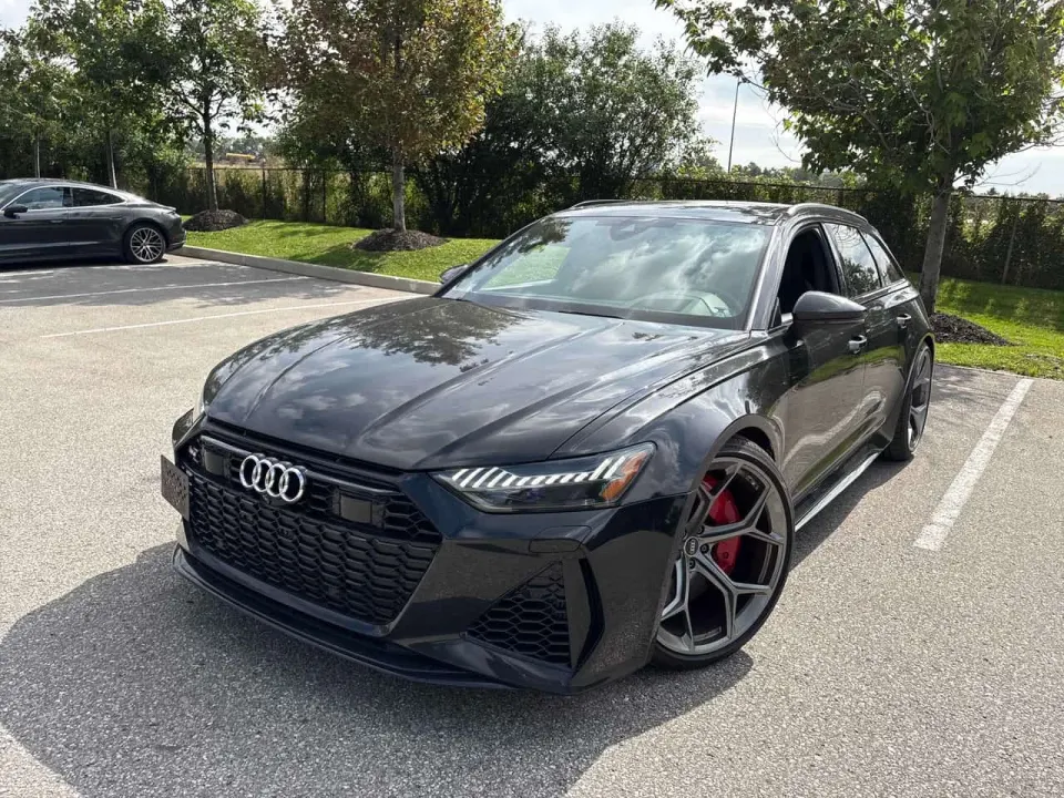 Audi 4.0 TFSI quattro 2021