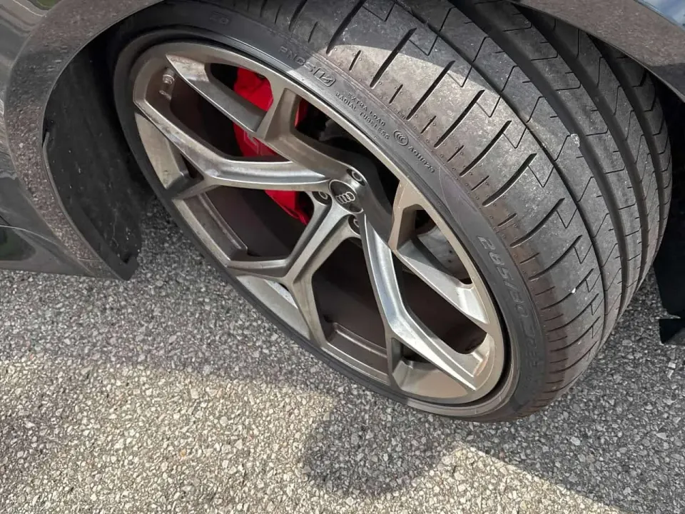 Audi 4.0 TFSI quattro 2021
