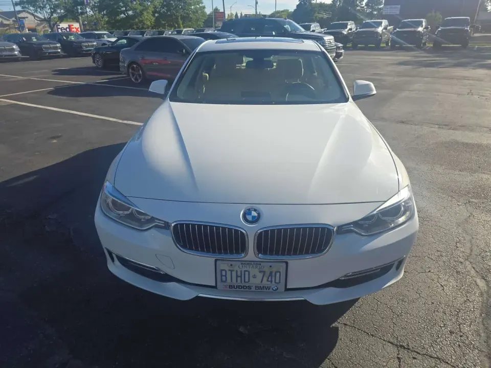 BMW 328i xDrive 2013