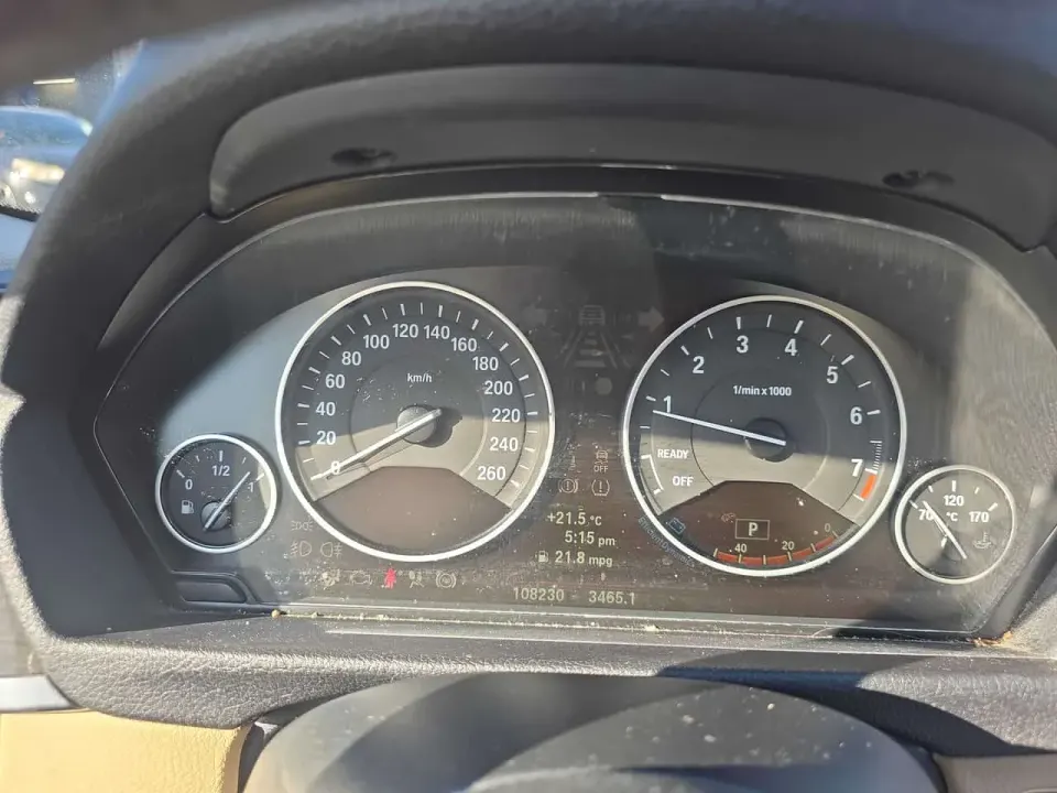 BMW 328i xDrive 2013