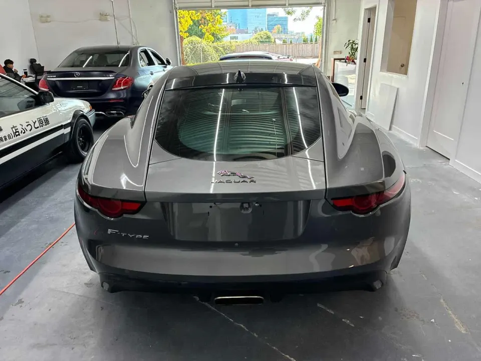 Jaguar F-Type 296HP 2018