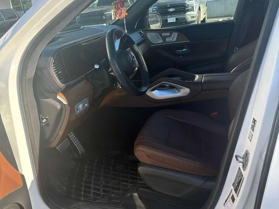 Mercedes-Benz GLS 450 2025