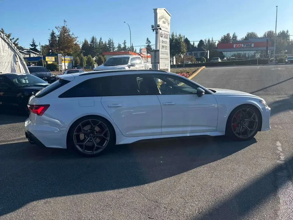 Audi Rs6 performance 2025