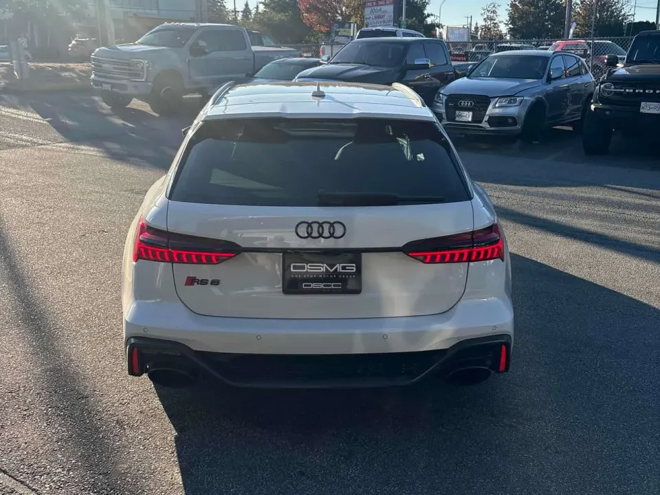 Audi Rs6 performance 2025
