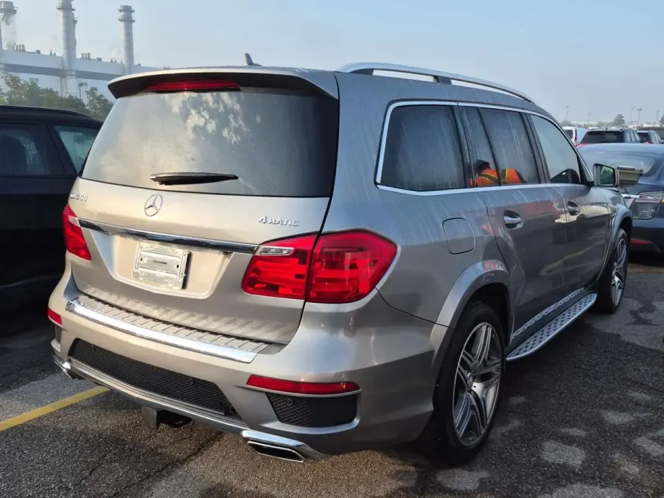 Mercedes-Benz GL 550 2014