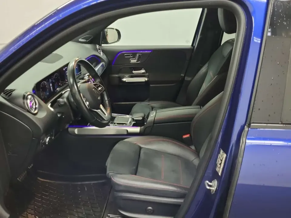 Mercedes-Benz GLB 250 2021