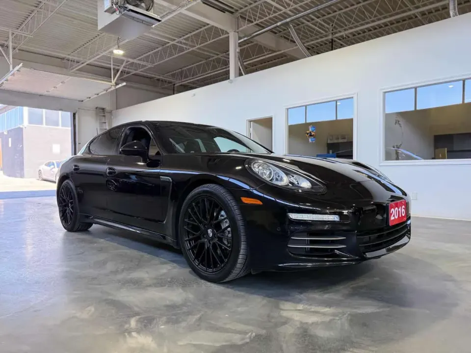 Porsche Panamera 4dr HB 2016