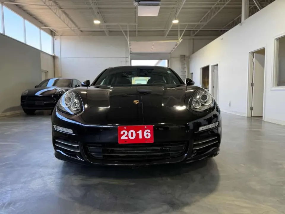 Porsche Panamera 4dr HB 2016