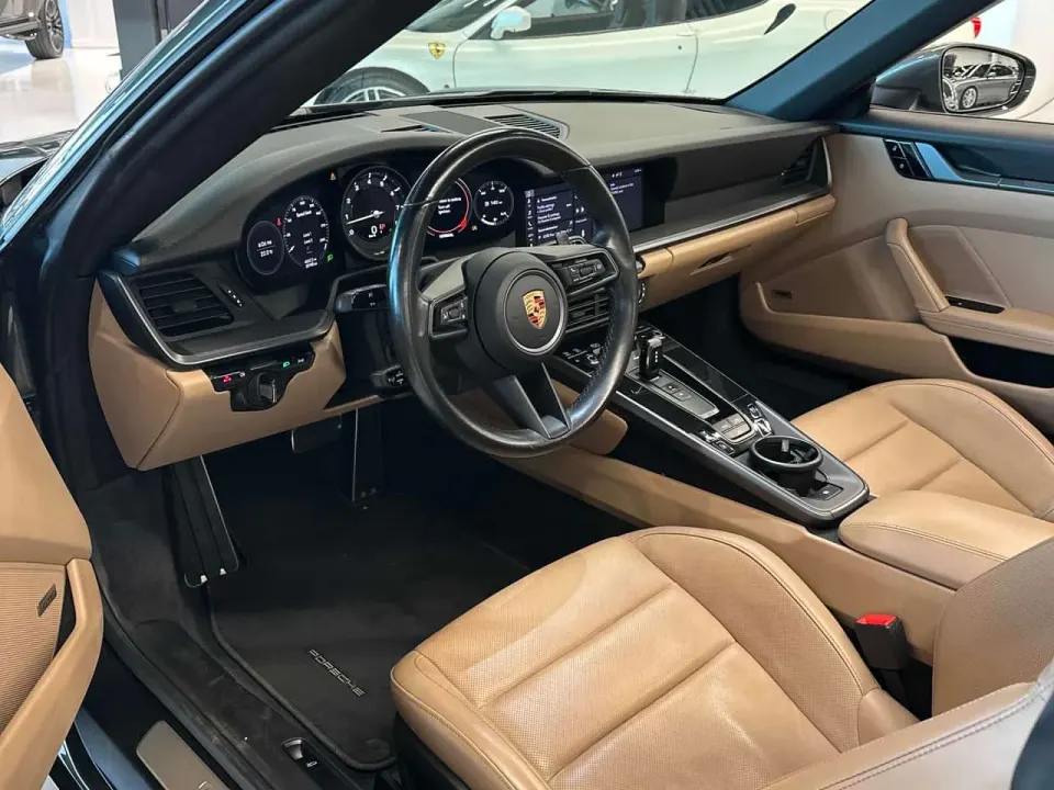 Porsche 911 Carrera 2020